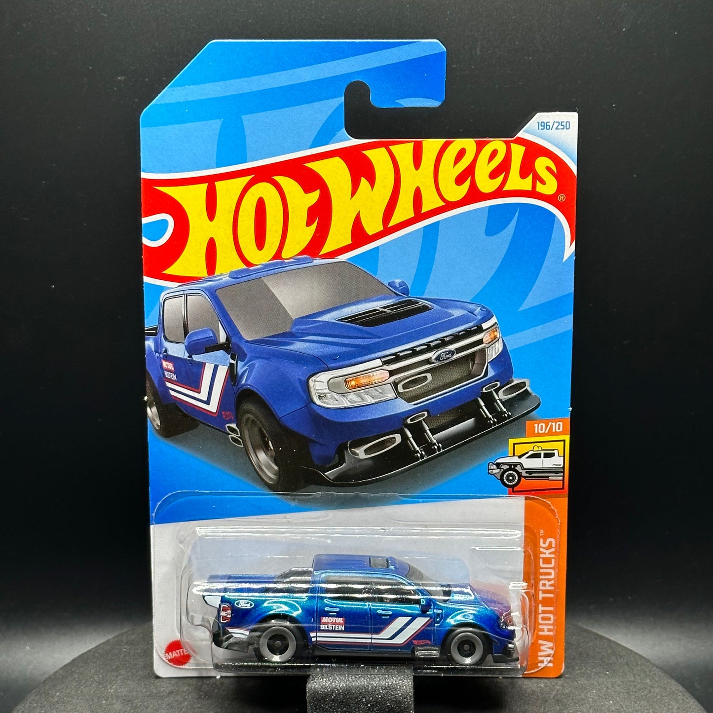 Hot Wheels ‘22 Ford Maverick Custom Blue