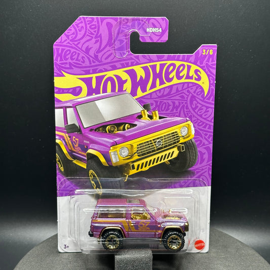Hot Wheels Nissan Patrol Custom