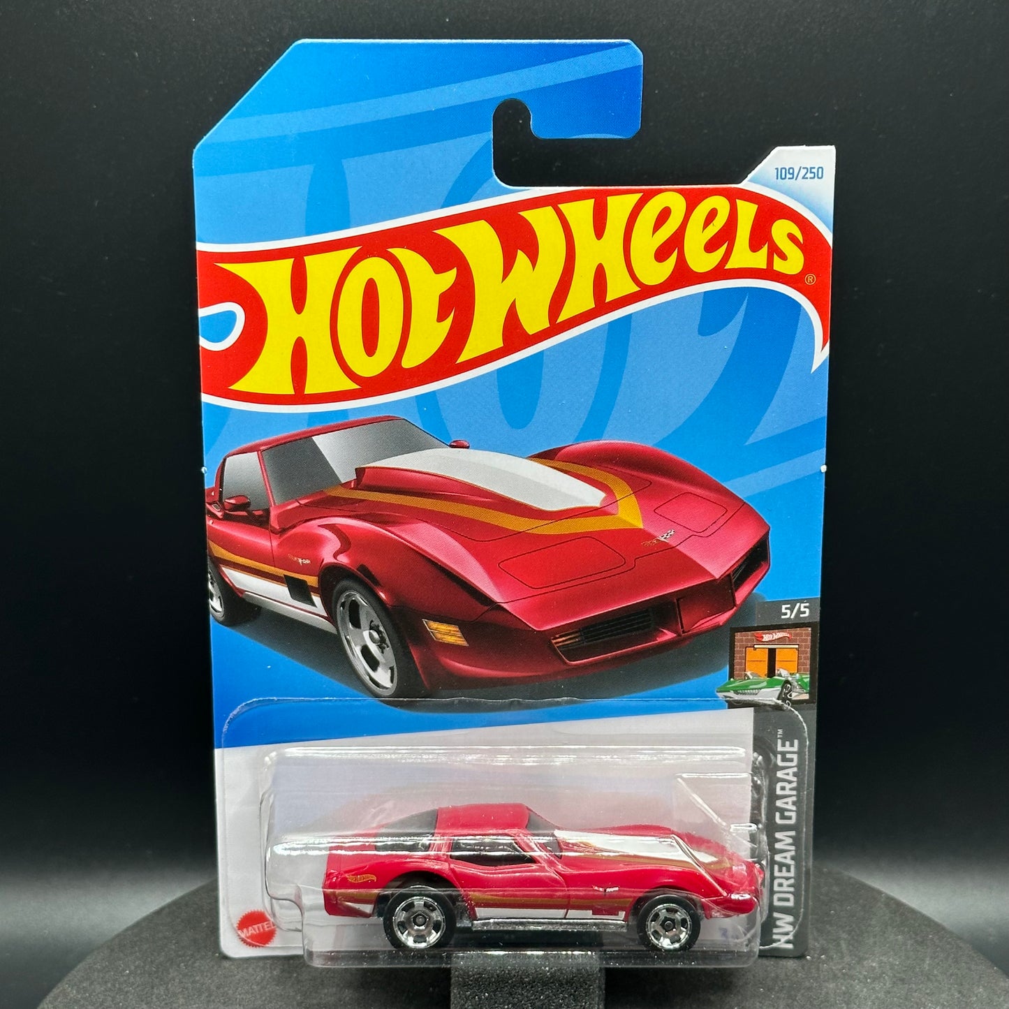 Hot Wheels Corvette Stingray Red