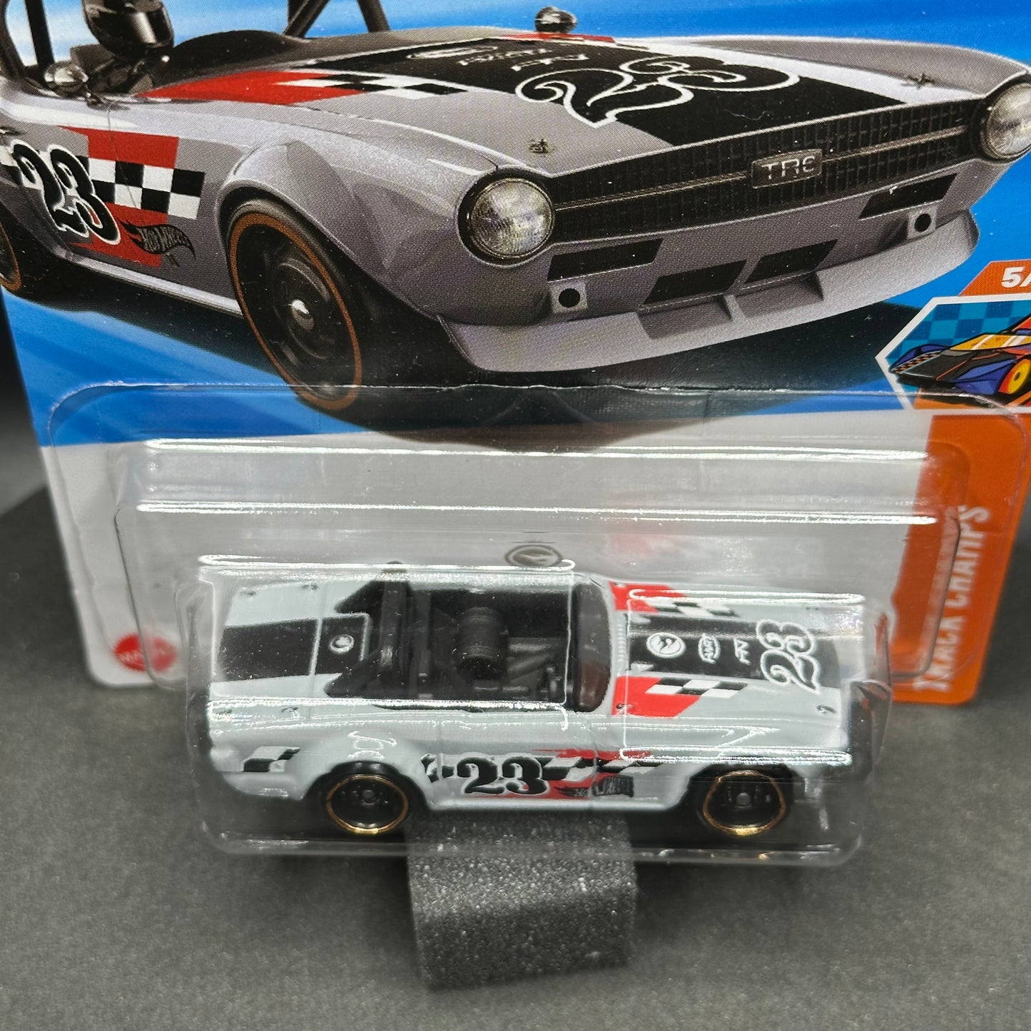 Hot Wheels Triumph TR6 TH