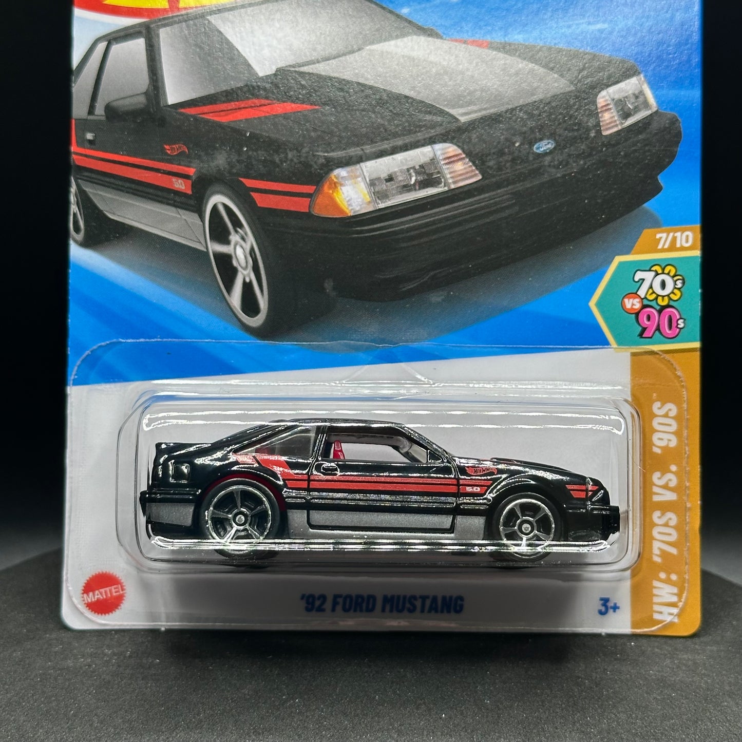 Hot Wheels ‘92 Ford Mustang Black with Red