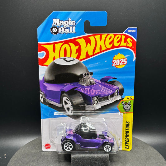 Hot Wheels Decidedly Go Magic 8 Ball