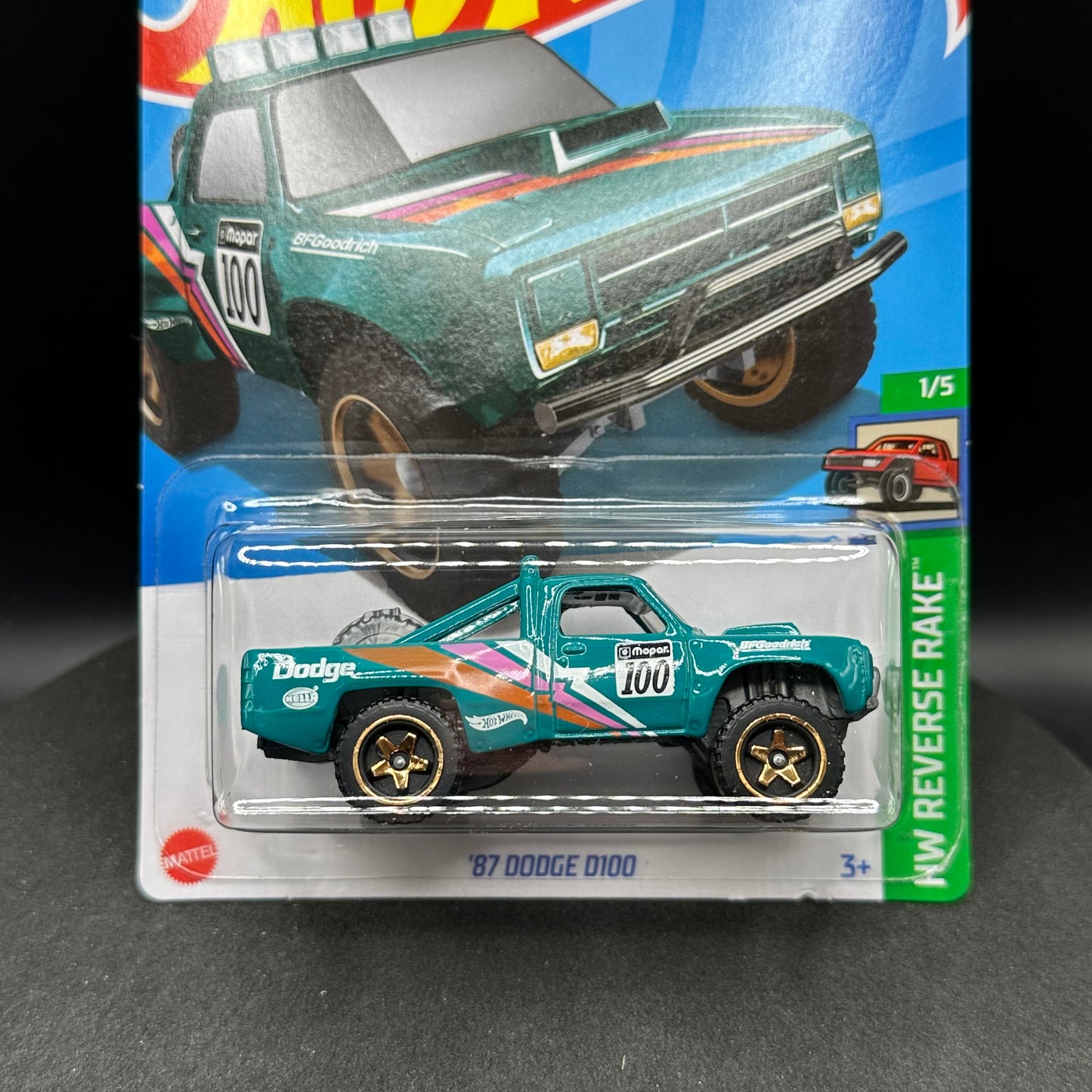 Hot Wheels ‘87 Dodge D100 Green