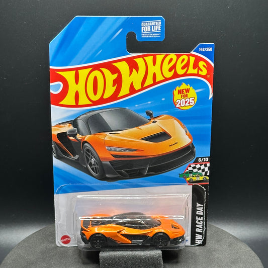 Hot Wheels McLaren W1 Orange