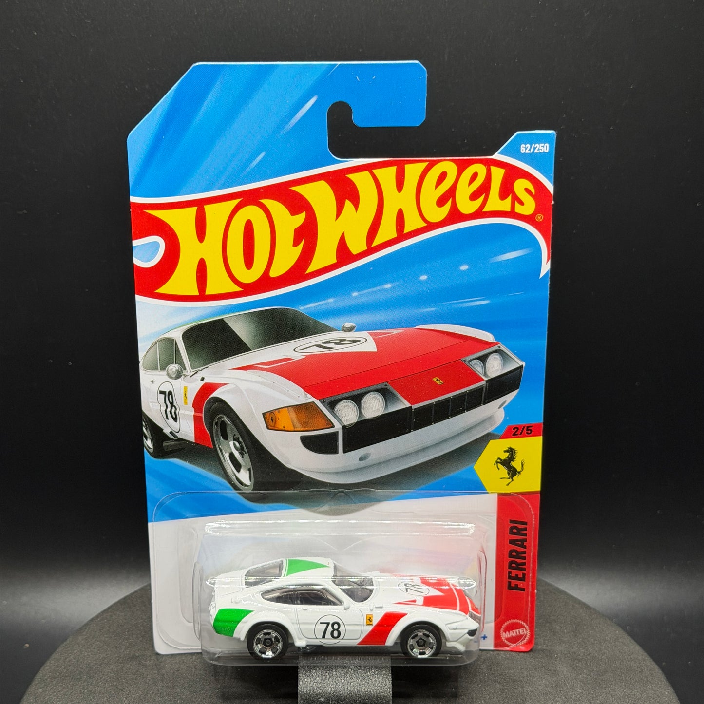 Hot Wheels Ferrari 365 GTB4 Competizione White/Red/Green