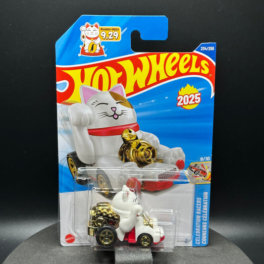 Hot Wheels Feline Lucky White