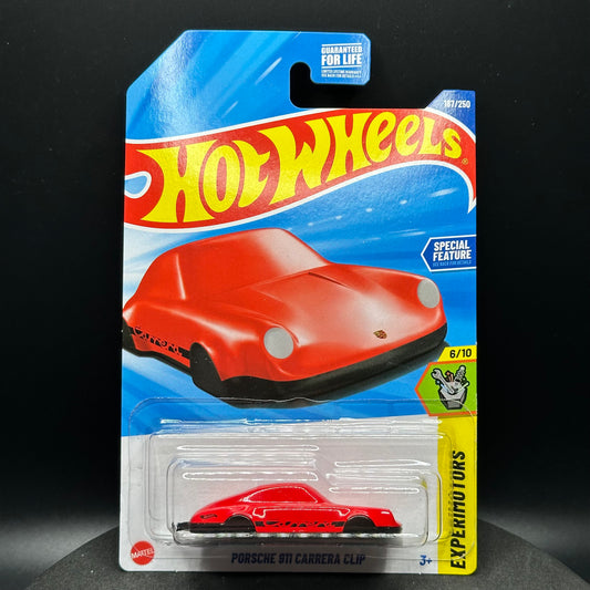 Hot Wheels Porsche 911 Carrera Keychain Red & Black
