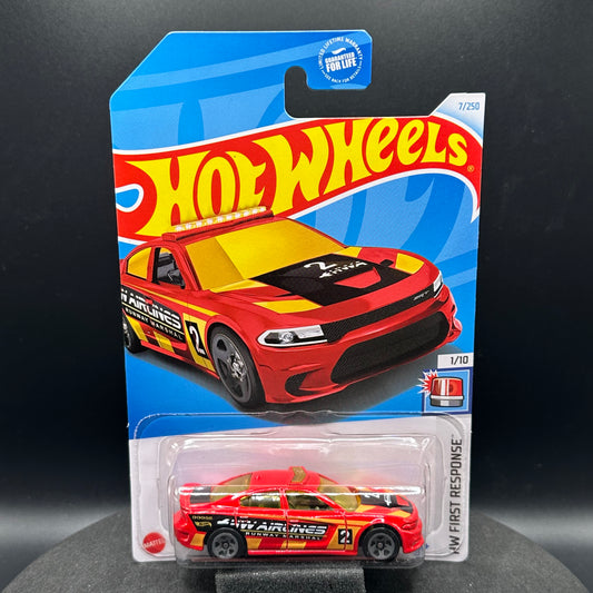 Hot Wheels Dodge Charger SRT Runway Marshal