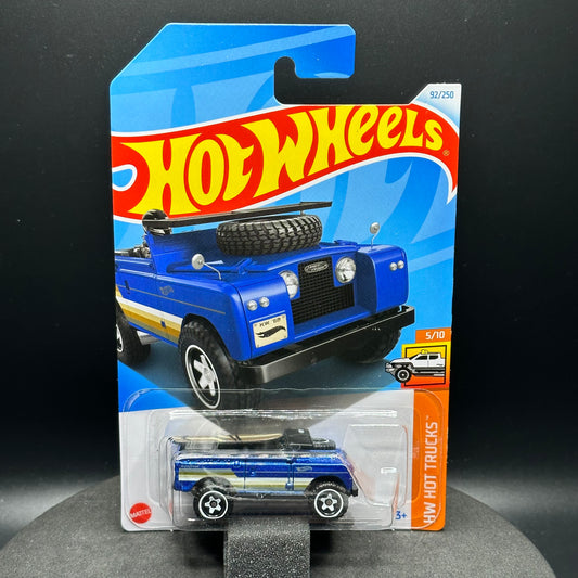 Hot Wheels Land Rover Series II Blue