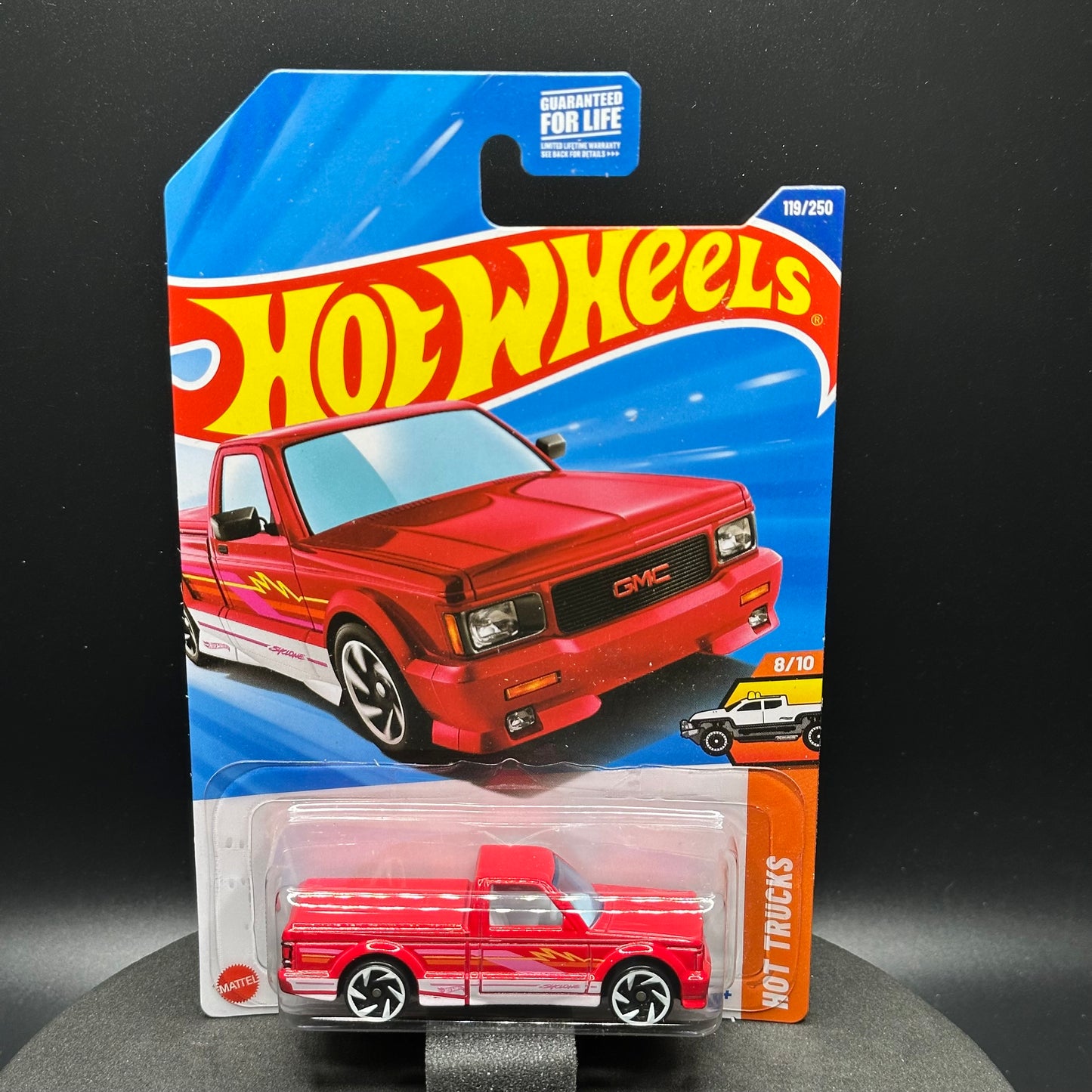 Hot Wheels ‘91 GMC Syclone Red