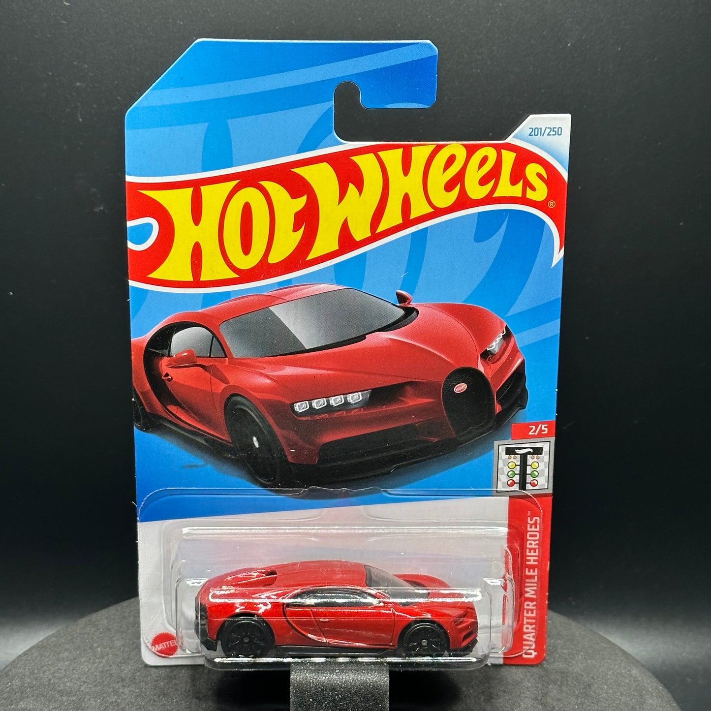 Hot Wheels ‘16 Bugatti Chiron Red