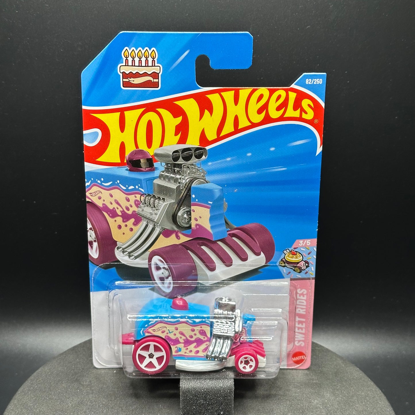 Hot Wheels Birthday Butner Blue Top