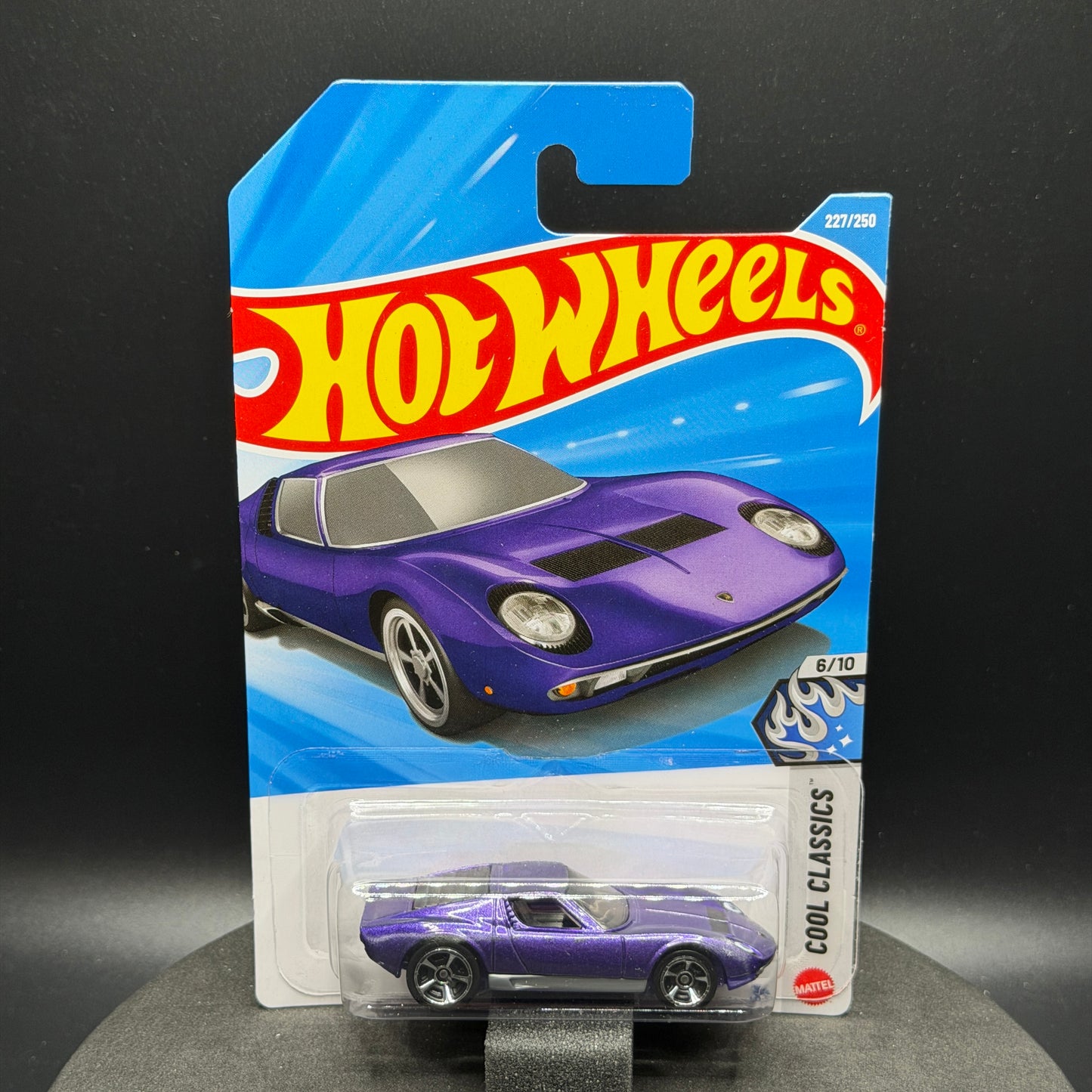 Hot Wheels ‘71 Lamborghini Miura SV Purple