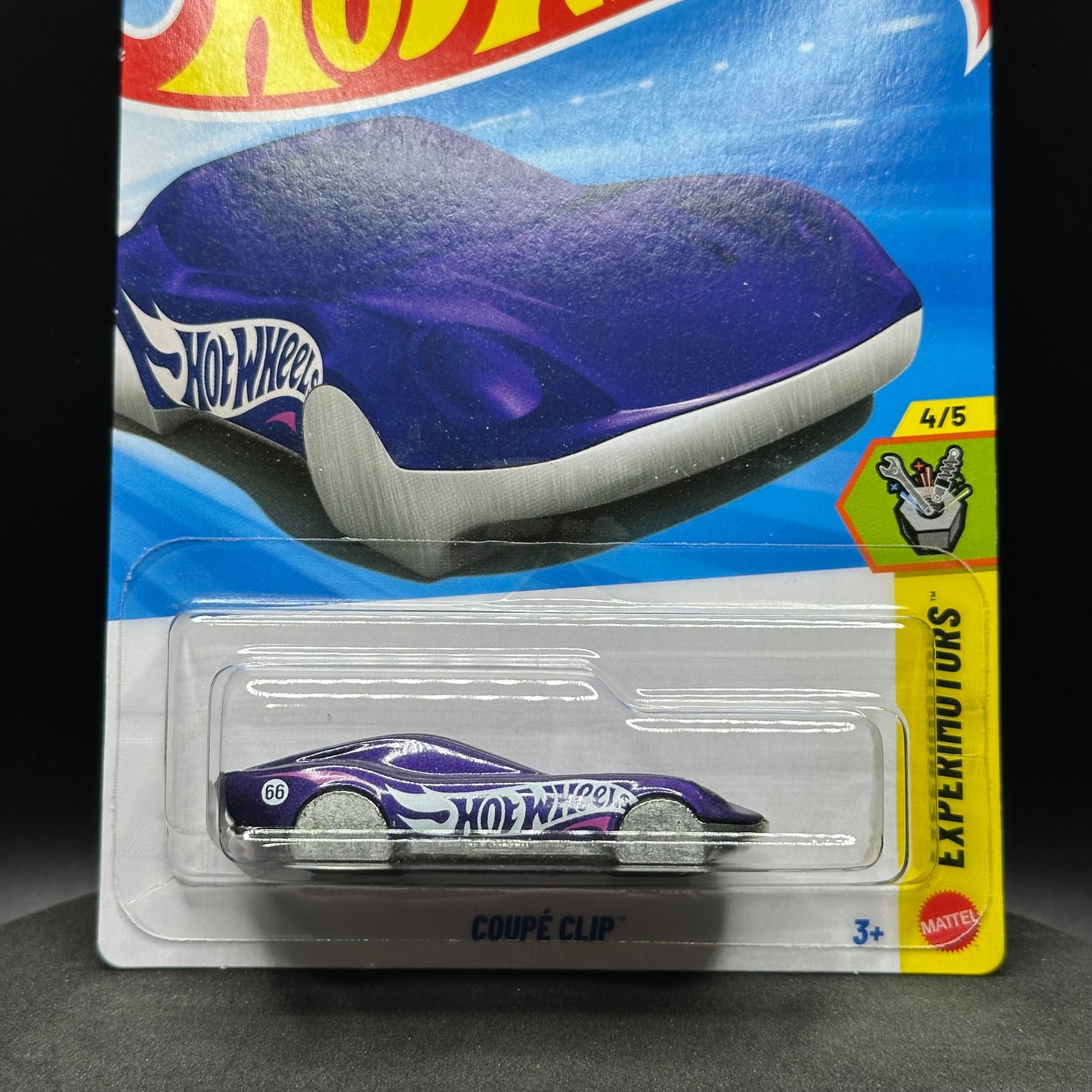 Hot Wheels Coupe Clip Keychain Purple