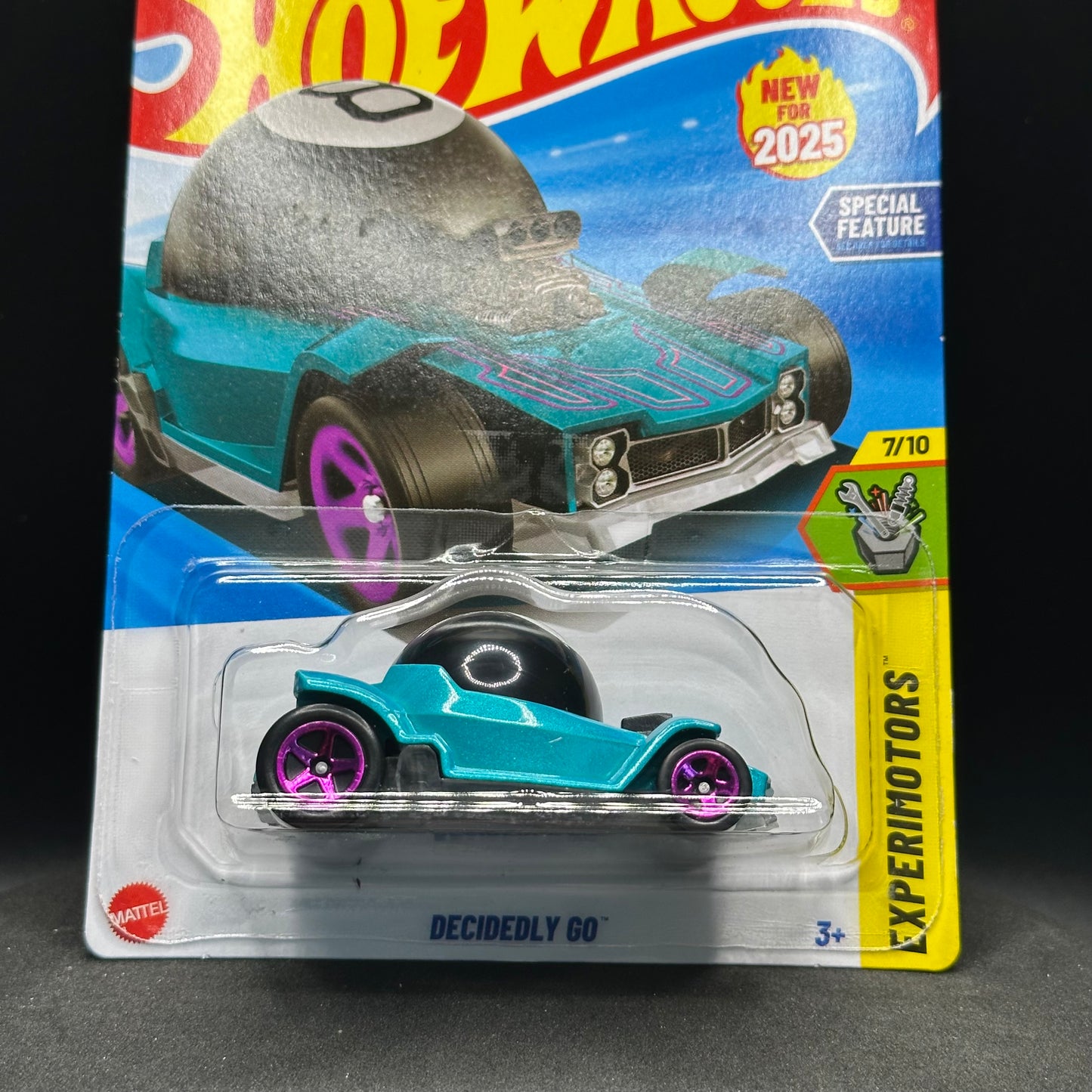 Hot Wheels Decidedly Go Magic 8 Ball Teal