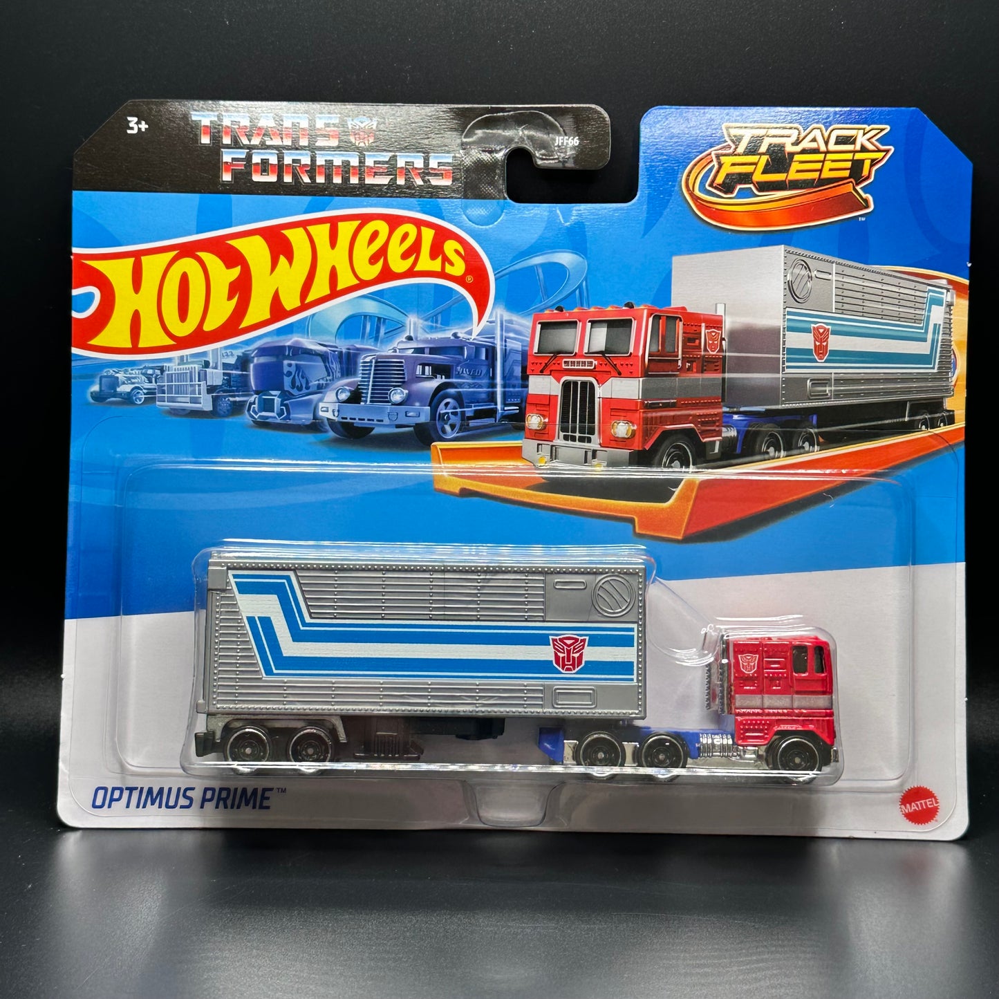 Hot Wheels Track Fleet Optimus Prime