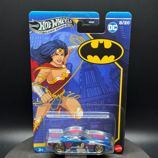 Hot Wheels Batman Muscle Tone Wonder Woman