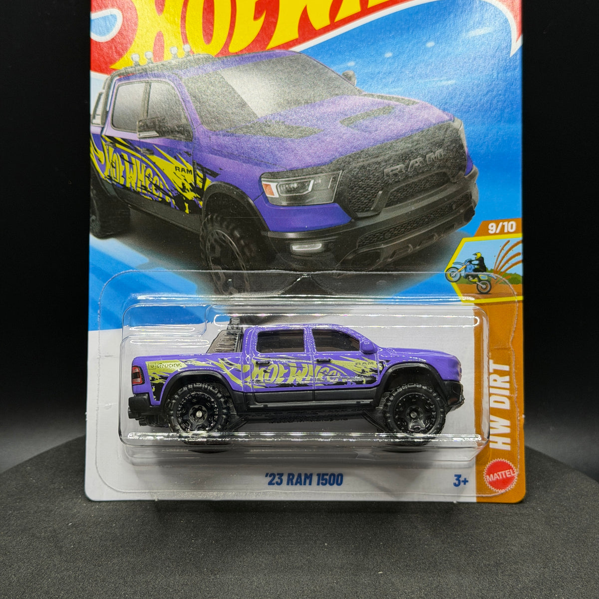 Hot Wheels ‘23 Ram 1500 Purple
